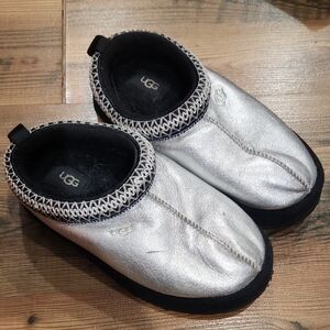 UGG Tazz Tasman Leather Silver Black Metallic Slipper Slide Shearling Shoe 2